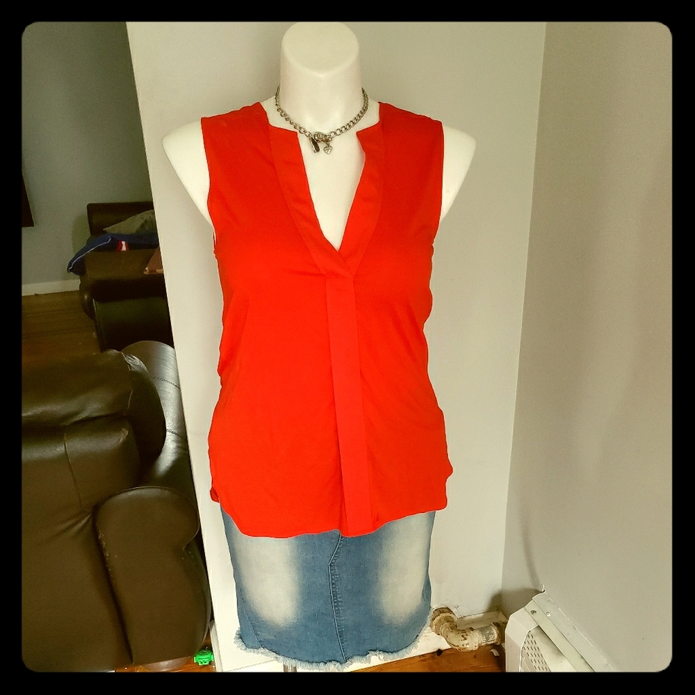 Banana Republic v-neck high low ladies tunic top